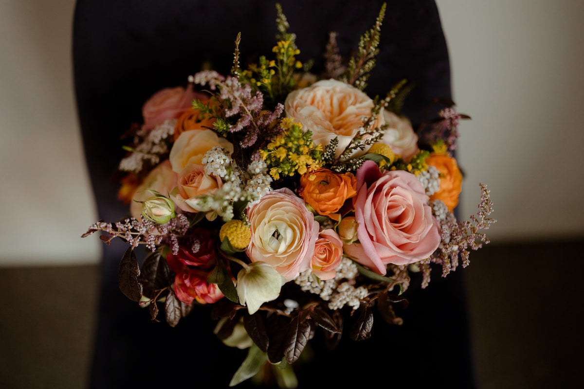 RUSTIC-WARM-BRIDAL-BOUQUET