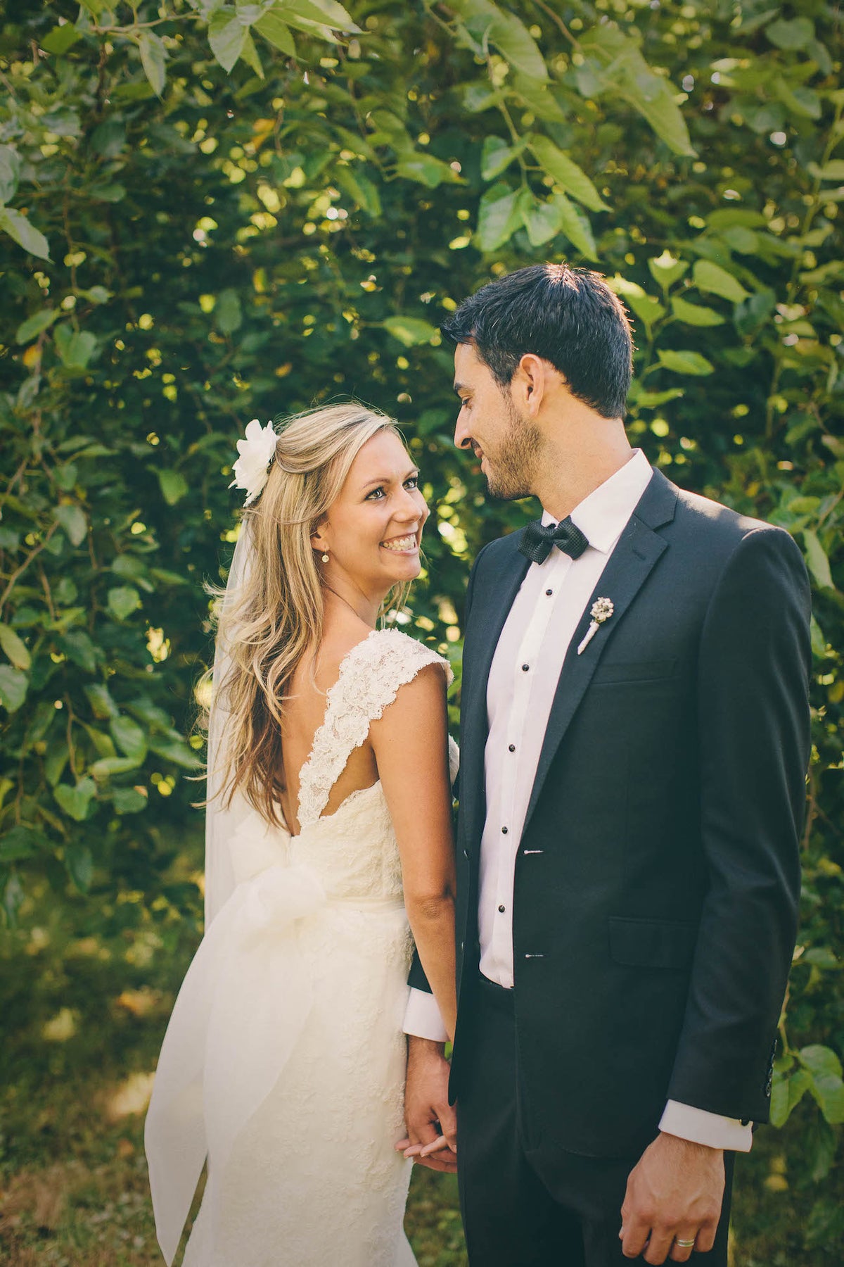 BRIDE-STARING-AT-GROOM-LOVINGLY